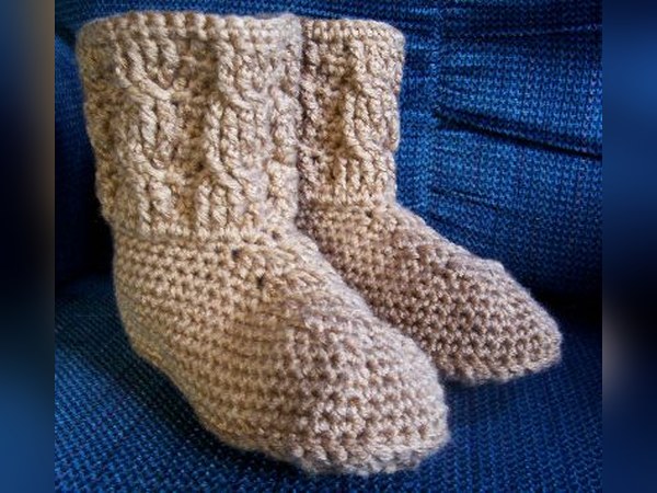 Cabled Boot Slippers