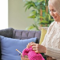 Small knitted gifts that can be made quickly when the holidays have crept up on you.