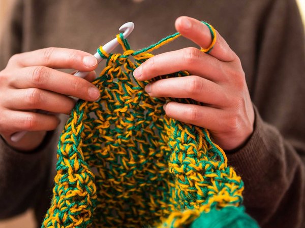 Where to Learn How to Knit